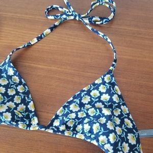 American Eagle| Aerie| Triangle Floral Swim Top